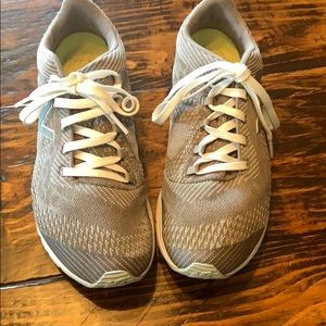 Like new, New Balance sneakers